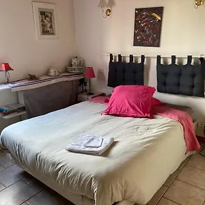 Chez Claire , Brengues France